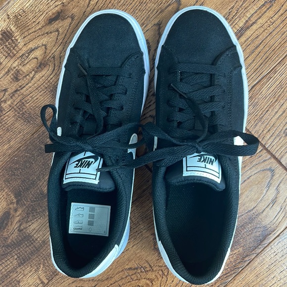 Nike Shoes - Nike Shoes